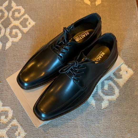 Kenneth Cole Reaction Lace Up Oxfords, Mens Sz 9 - Picture 2 of 7